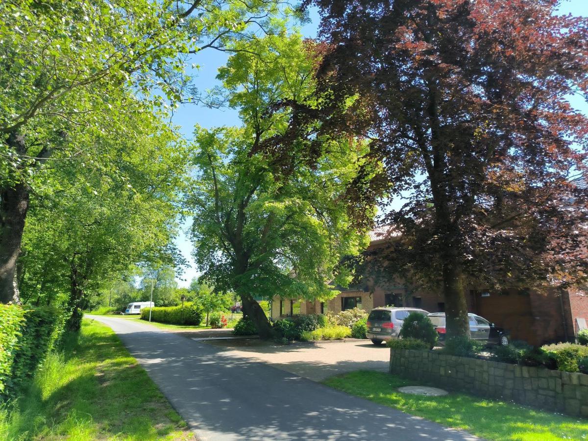 Ferienwohnung Zwischen Den Meeren - Schoene Und Gemuetliche Fewo Mit Garten Dorpstedt ภายนอก รูปภาพ