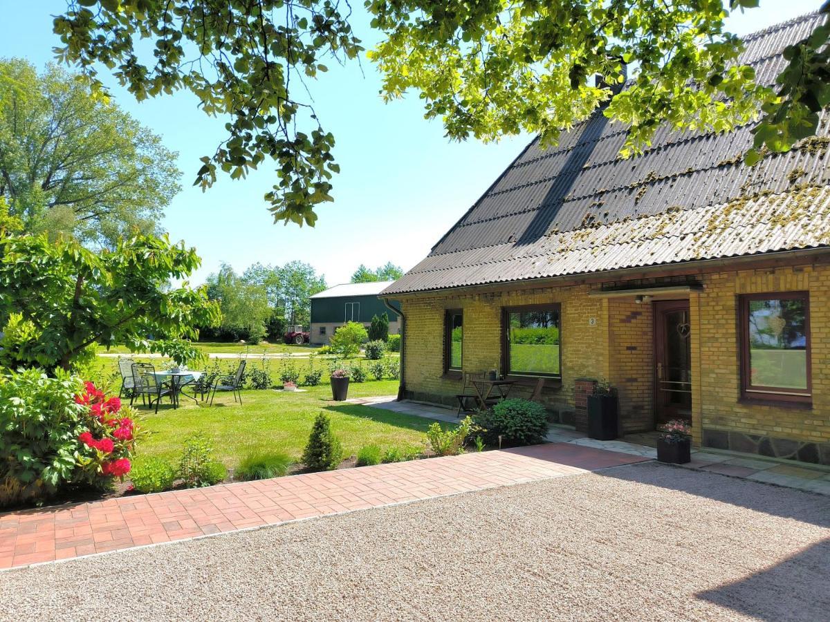 Ferienwohnung Zwischen Den Meeren - Schoene Und Gemuetliche Fewo Mit Garten Dorpstedt ภายนอก รูปภาพ