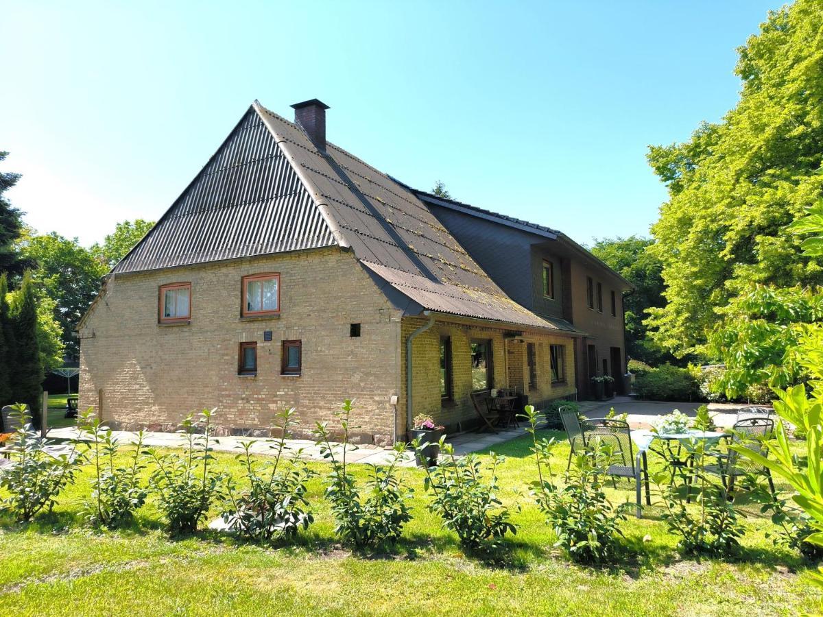 Ferienwohnung Zwischen Den Meeren - Schoene Und Gemuetliche Fewo Mit Garten Dorpstedt ภายนอก รูปภาพ